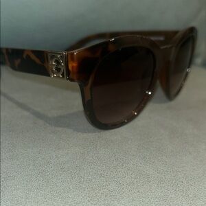 Foster Grant Tortoise Shell Sunglasses